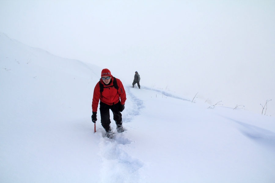 Поход на снегоступах (снегоступинг) в горы Сочи